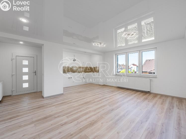 Prodej rodinného domu Žebrák, Na Pěšině 496 č. 19