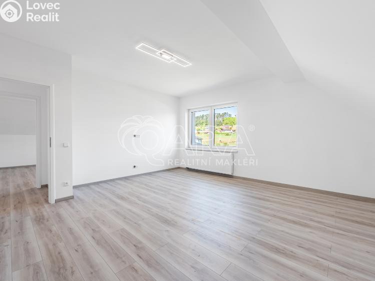 Prodej rodinného domu Žebrák, Na Pěšině 496 č. 37