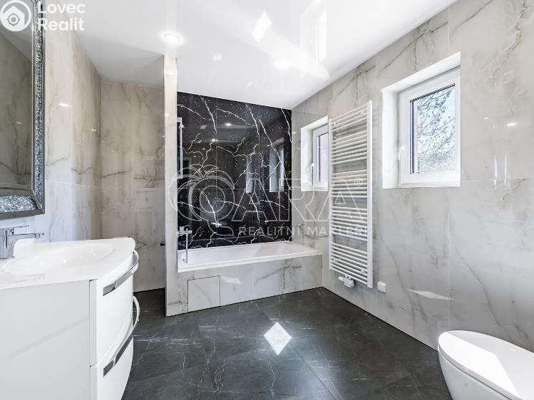 Prodej rodinného domu Žebrák, Na Pěšině 496 č. 12