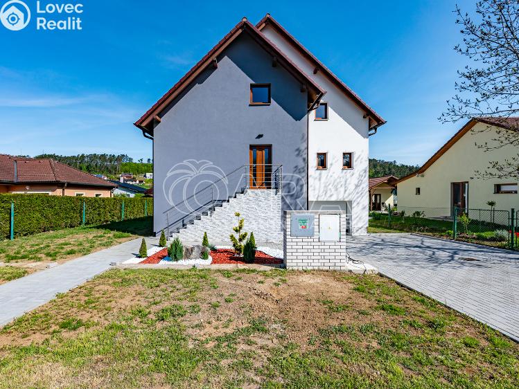 Prodej rodinného domu Žebrák, Na Pěšině 496 č. 42