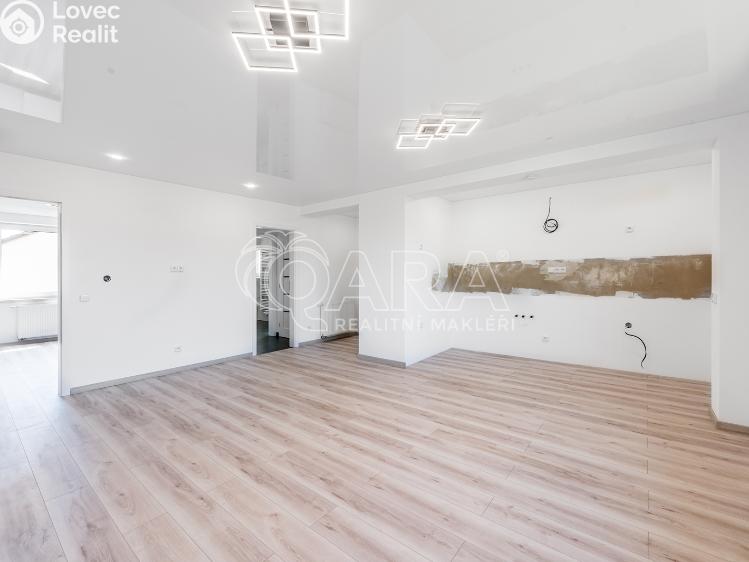 Prodej rodinného domu Žebrák, Na Pěšině 496 č. 9