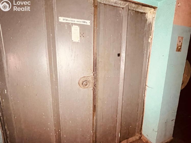 Pronájem obchodního prostoru Most č. 9