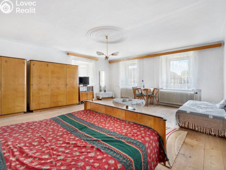 Продаж ферми Krasonice č. 13