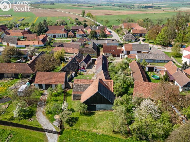 Prodej zemědělské usedlosti Krasonice č. 26