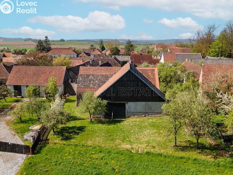 Prodej zemědělské usedlosti Krasonice č. 16