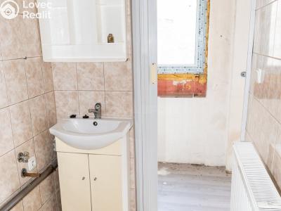 Продаж сімейного будинку Peruc č. 6