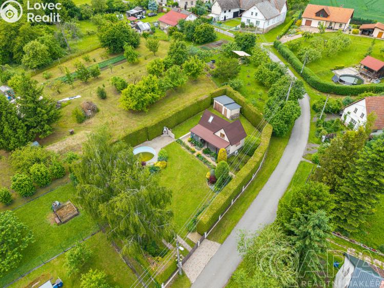 Sale hut Chvalkovice č. 31