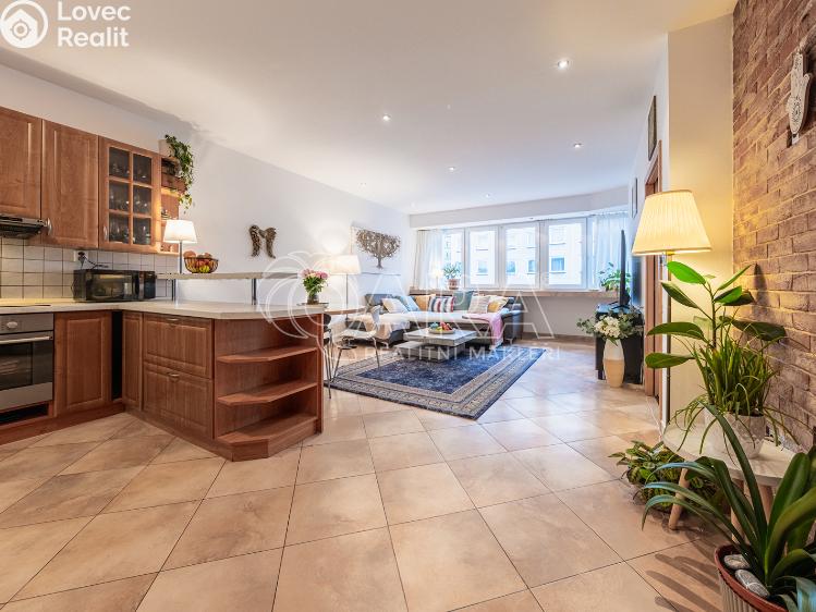 Продаж квартири 3+KK Praha, Na Plískavě 1525/2 č. 2