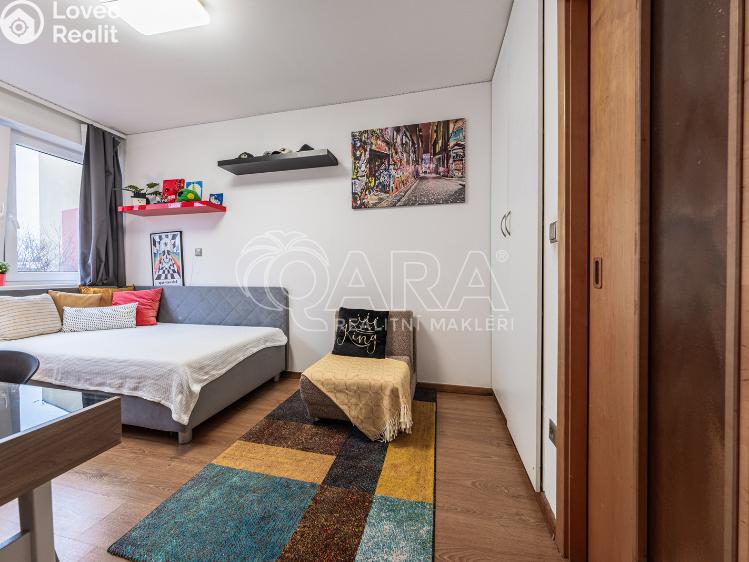 Sale apartment 3+KK Praha, Na Plískavě 1525/2 č. 19