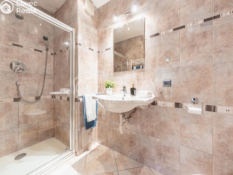 Продажа квартиры 3+KK Praha, Na Plískavě 1525/2 č. 10