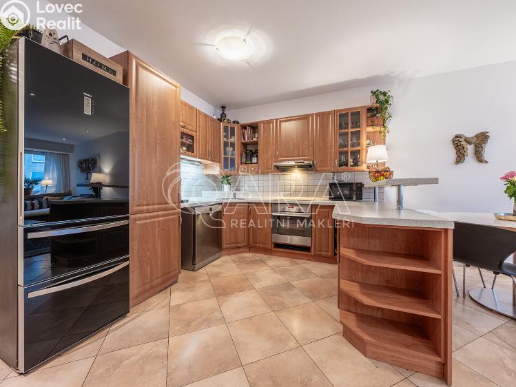 Продажа квартиры 3+KK Praha, Na Plískavě 1525/2 č. 14