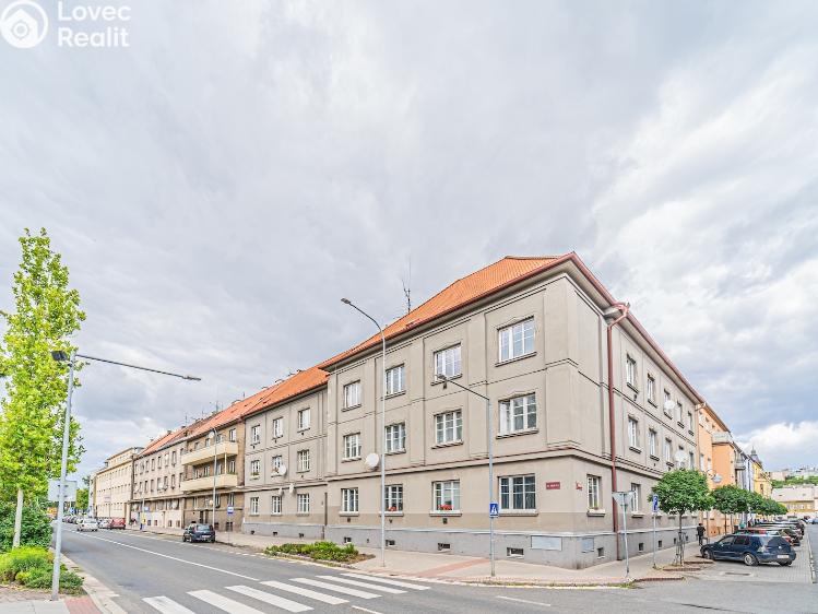 Sale apartment 4+1 Rakovník, Na Sekyře 152 č. 1