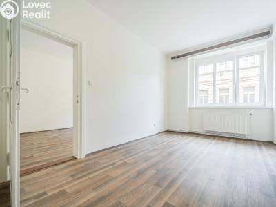 Продажа квартиры 4+1 Rakovník, Na Sekyře 152 č. 5