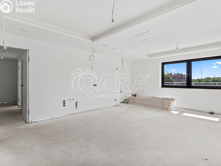 Prodej bytu 3+KK Praha, Spojovací 1051/27 č. 20