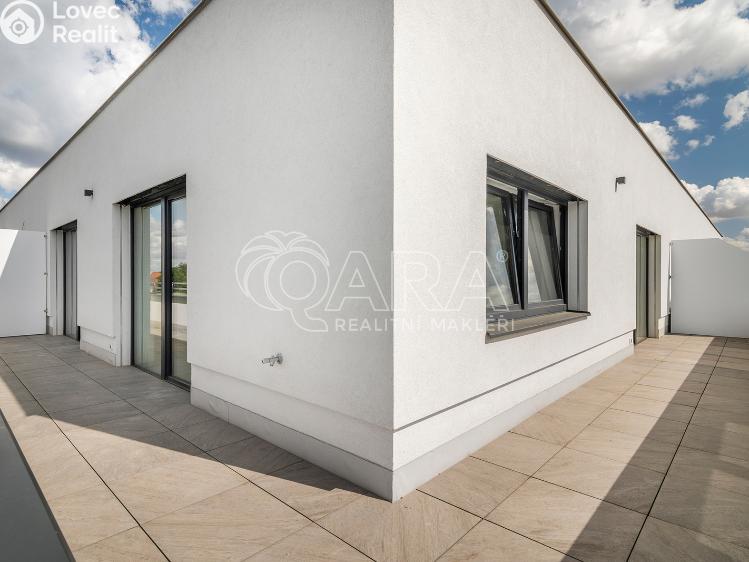 Prodej bytu 3+KK Praha, Spojovací 1051/27 č. 16