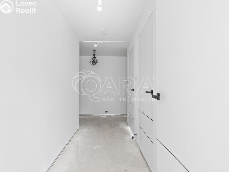 Prodej bytu 3+KK Praha, Spojovací 1051/27 č. 26