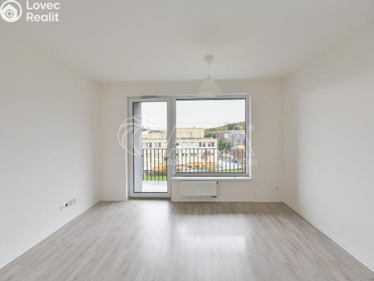 Pronájem bytu 2+KK Praha, Strnadových 1007/5 č. 8