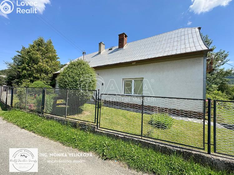 Prodej rodinného domu Zlaté Hory, Alšova 237 č. 4