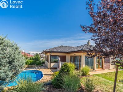 Продаж сімейного будинку Králův Dvůr, Na Vyhlídce 461 č. 1