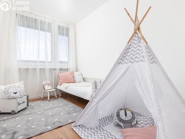 Rent apartment 3+1 Praha, Hviezdoslavova č. 7