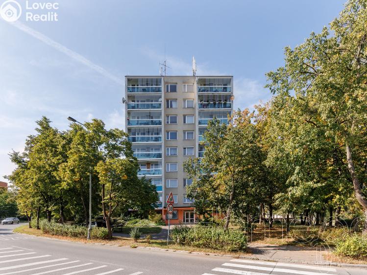 Rent apartment 3+1 Praha, Hviezdoslavova č. 18