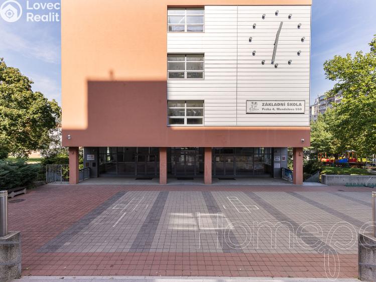 Rent apartment 3+1 Praha, Hviezdoslavova č. 19