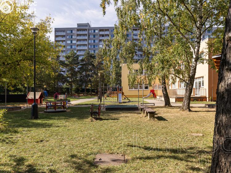 Rent apartment 3+1 Praha, Hviezdoslavova č. 21