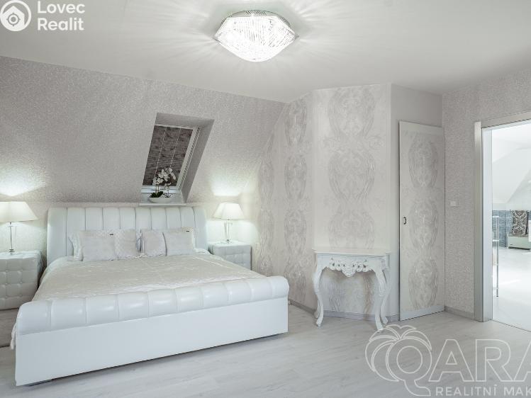 Sale villa Zeleneč, Štefánikova č. 19