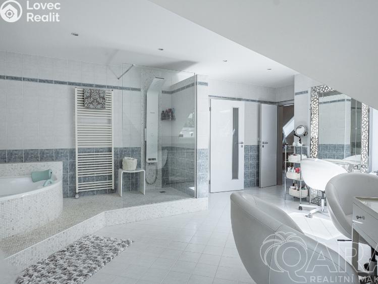 Sale villa Zeleneč, Štefánikova č. 20