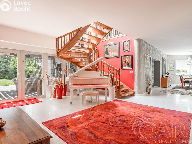 Sale villa Zeleneč, Štefánikova č. 22