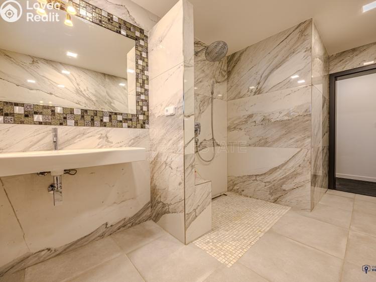 Prodej rodinného domu Ostrava, Sestupná č. 11