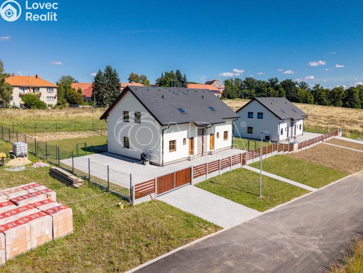 Продаж сімейного будинку Benešov č. 29