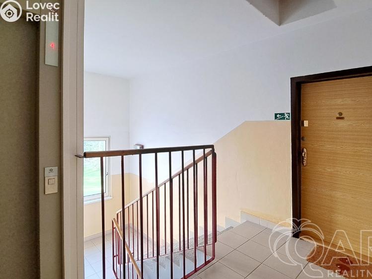 Rent apartment 2+KK Praha, Silurská 1006/5 č. 11