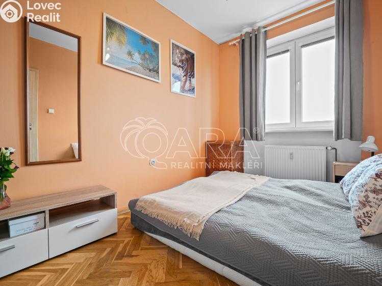 Prodej bytu 3+1 Praha, Běchorská 1843/54 č. 14