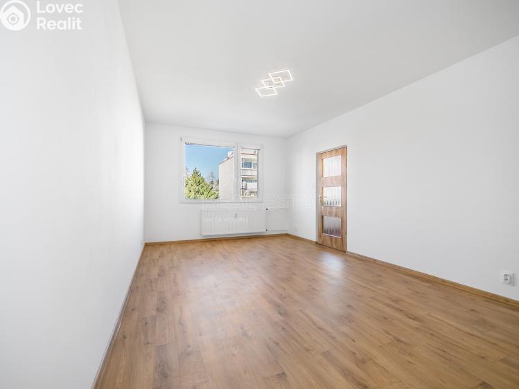 Prodej bytu 3+1 Planá, Fučíkova č. 14