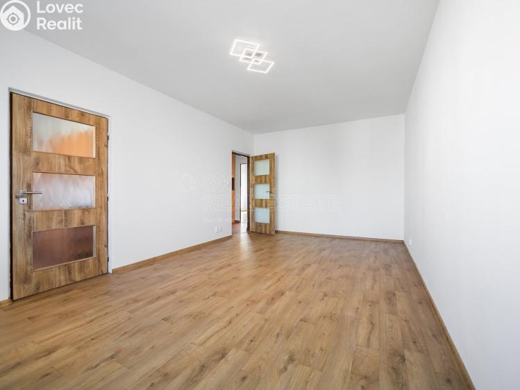 Prodej bytu 3+1 Planá, Fučíkova č. 15