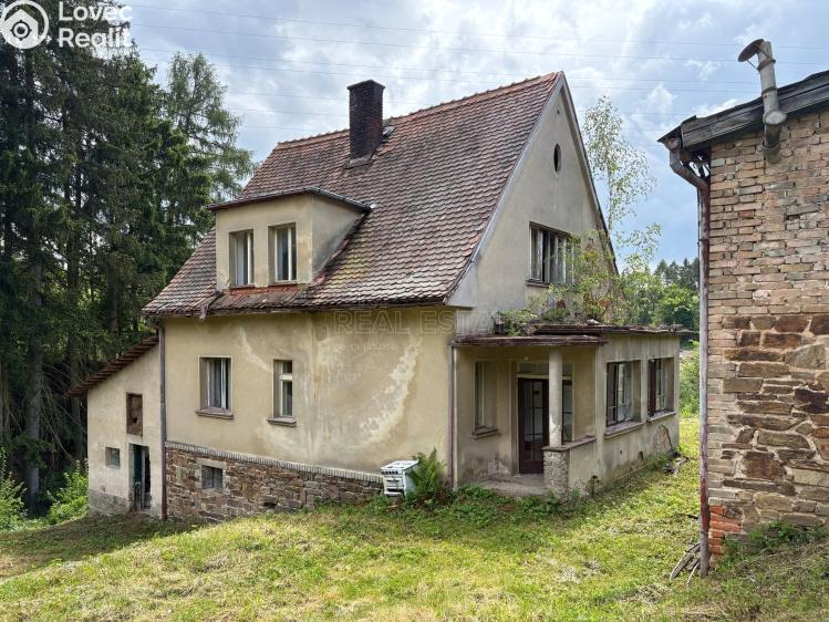 Prodej rodinného domu Úžice č. 3