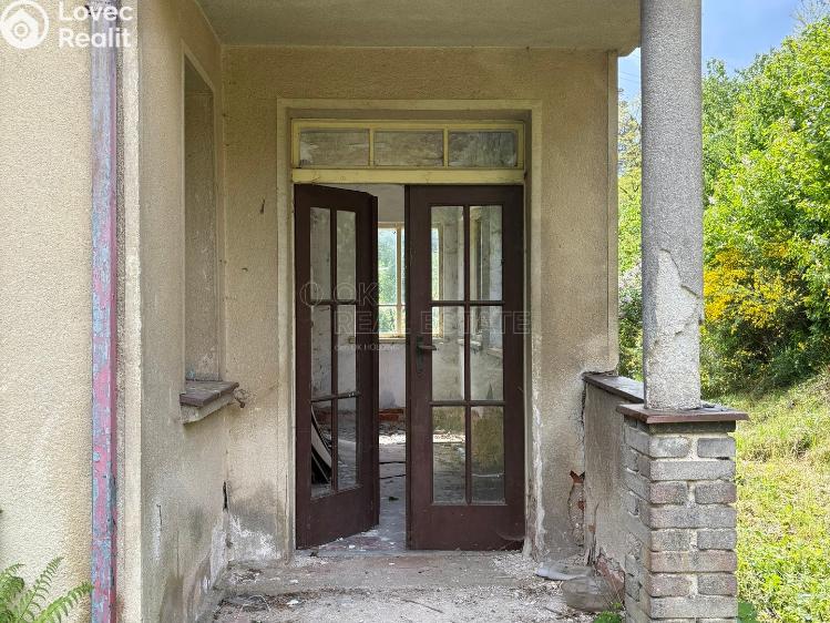 Prodej rodinného domu Úžice č. 11