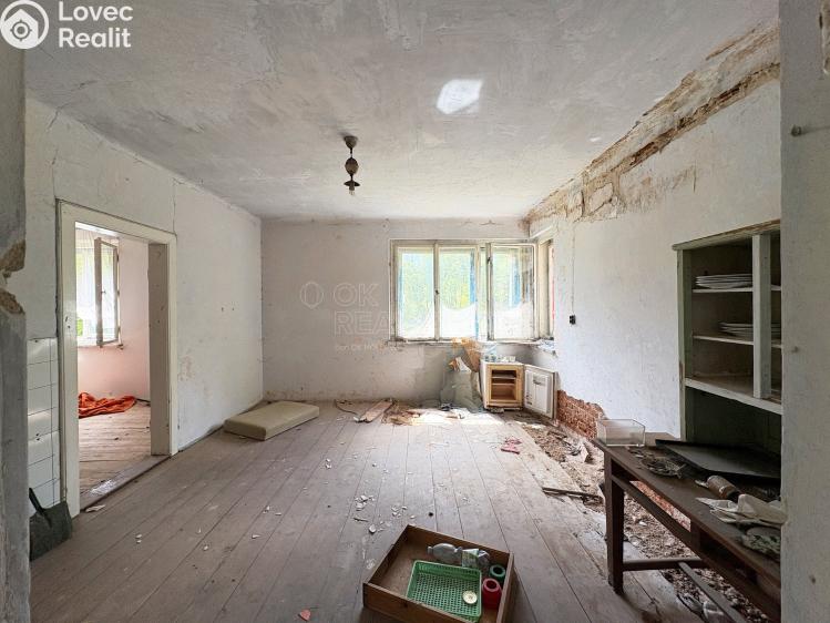 Prodej rodinného domu Úžice č. 13