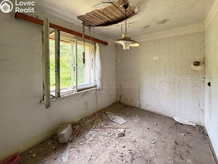 Prodej rodinného domu Úžice č. 14