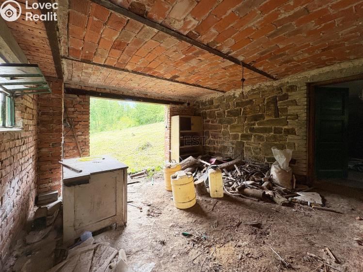 Prodej rodinného domu Úžice č. 20