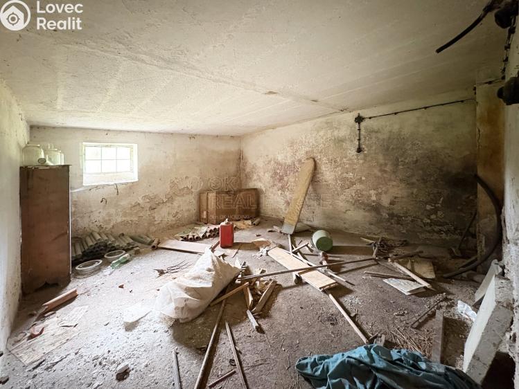 Prodej rodinného domu Úžice č. 21