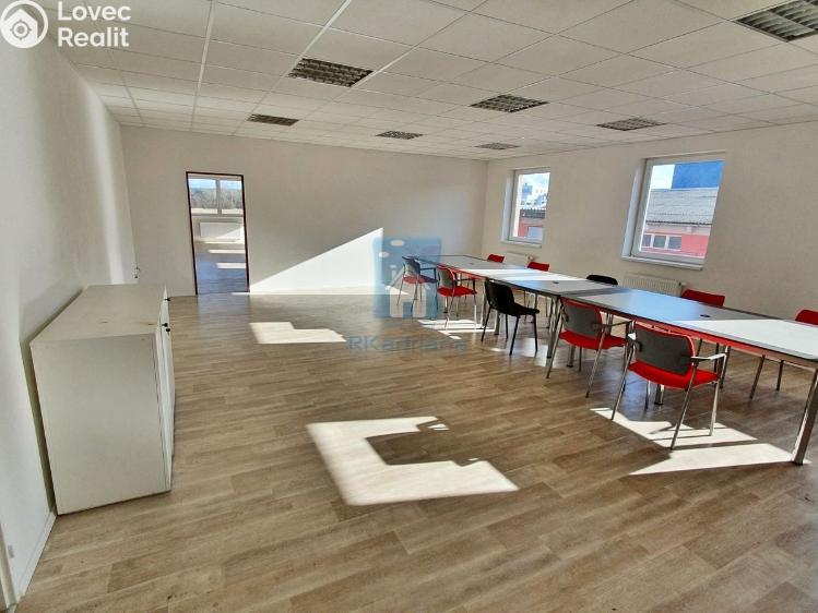 Pronájem kanceláře Nýřany, Hřbitovní č. 4