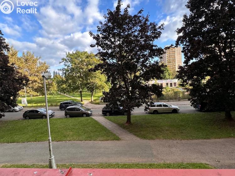 Продаж квартири 3+1 Hradec Králové, Hrubínova 1461/6 č. 4