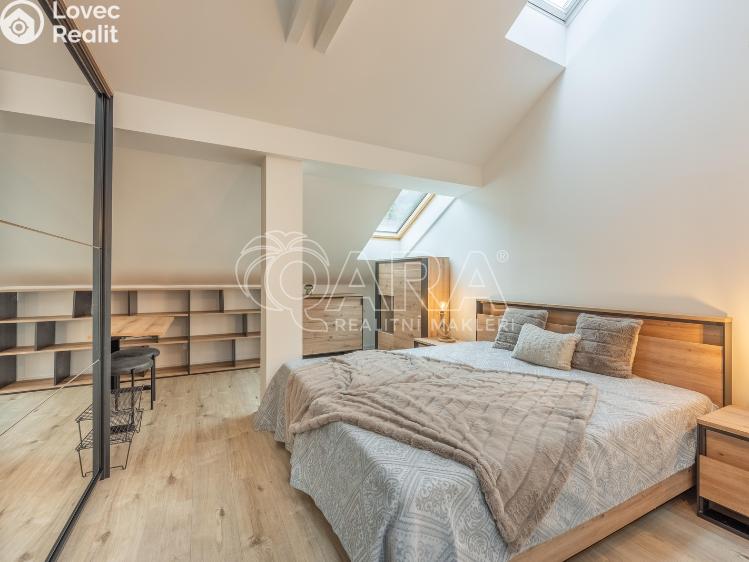 Prodej bytu 2+KK Praha, Holubova 2517/4 č. 1