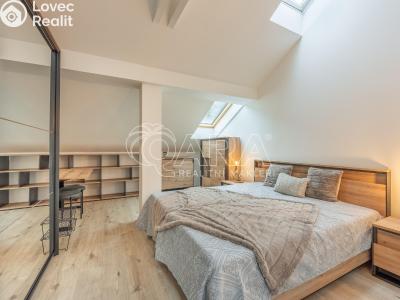 Sale apartment 2+KK Praha, Holubova č. 1