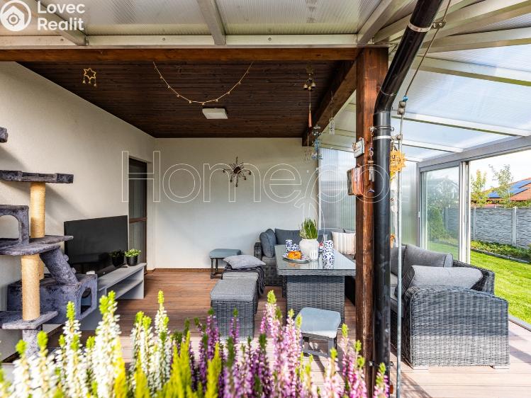 Sale family house Svojetice, Choceradská 385 č. 4