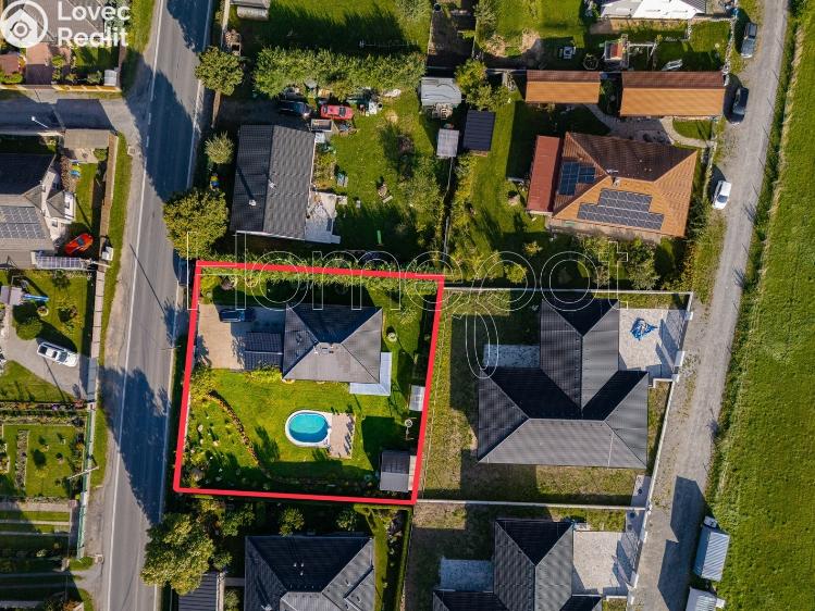 Sale family house Svojetice, Choceradská 385 č. 28