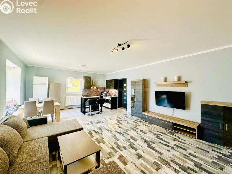 Prodej rodinného domu Tlučná, Hlavní č. 1