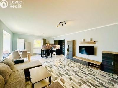 Prodej rodinného domu Tlučná, Hlavní č. 1